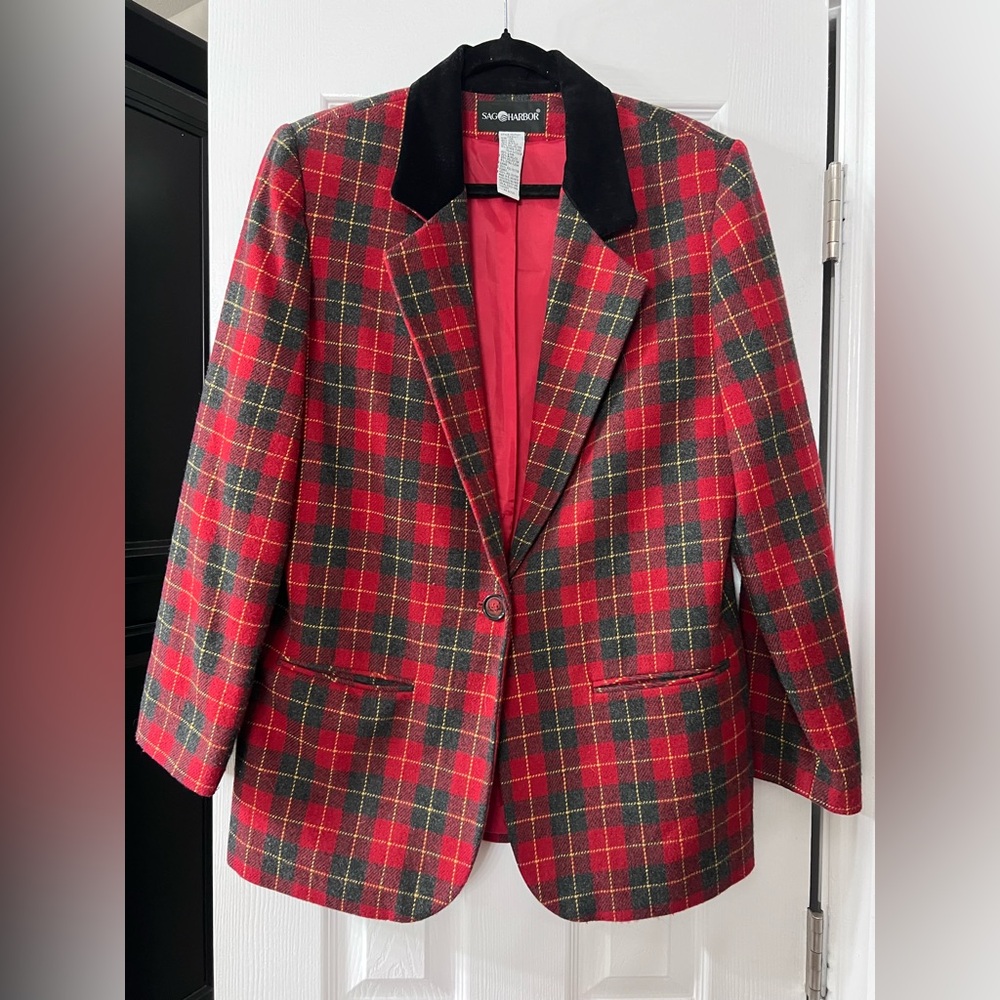 VTG Sag Harbor 10 Red Plaid Wool Blazer Velvet